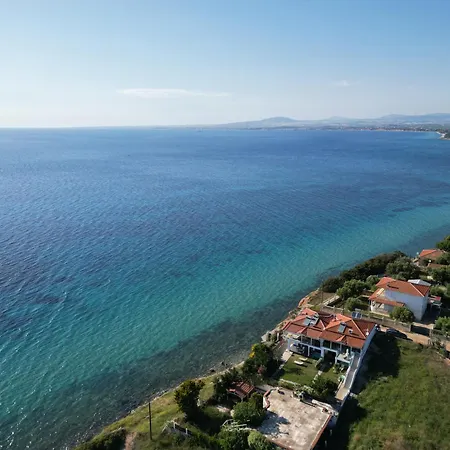 Thea Potidea 別荘 *