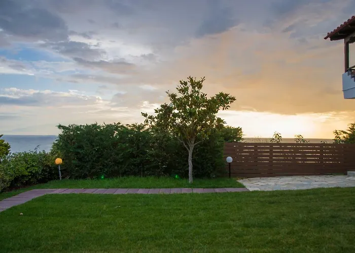 Thea Potidea בית נופש *