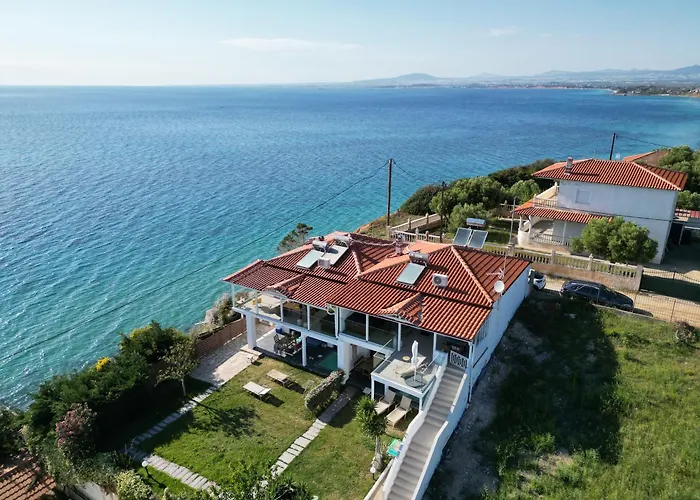 בית נופש Thea Potidea