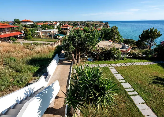 בית נופש Thea Potidea